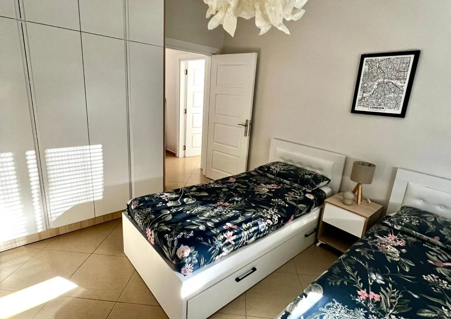 Shengjin Beach Getaway